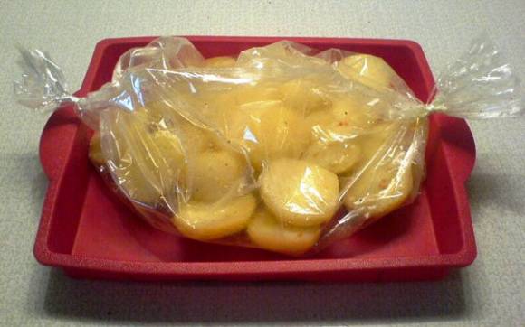 Постный картофель, запеченный в «пакете»