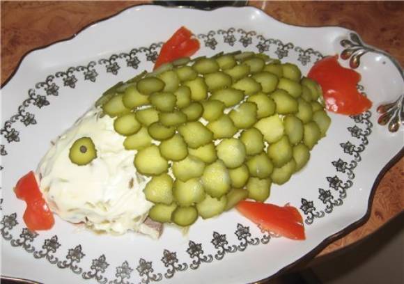 Праздничный салатик «Рыбки»