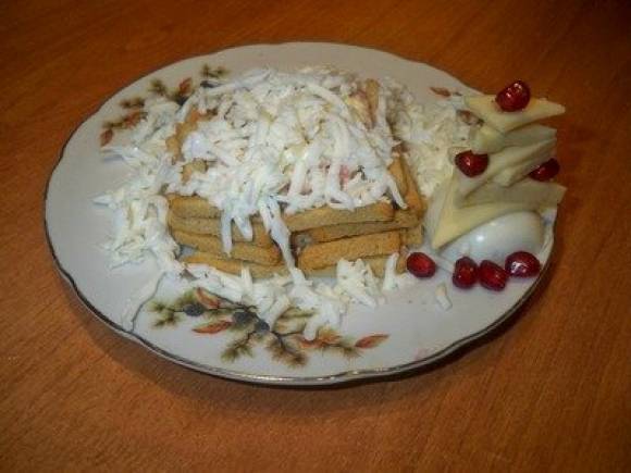 Вкусный рождественский салат «Зимний колодец»