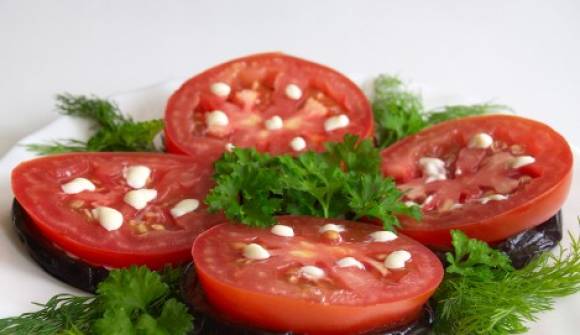 Закуска: «Баклажаны с помидорами»