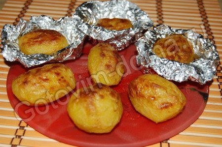  картофель печеный в фольге
