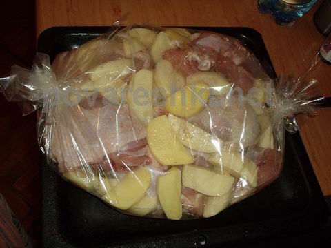  картошка с курицей в пакете для запекания