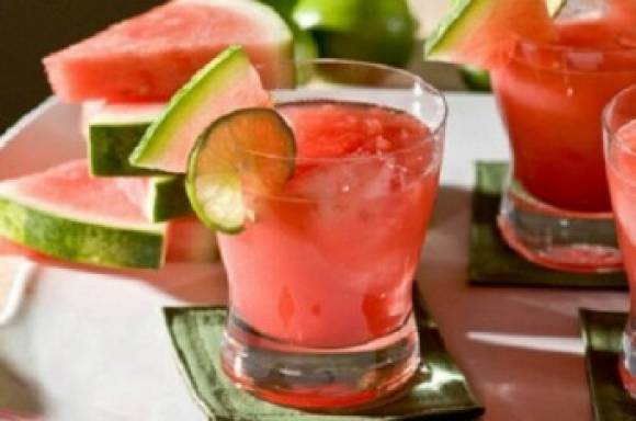 Плодово-ягодные прохладительные напитки