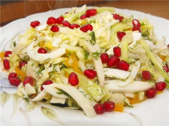 Постный салат из пекинской капусты с кальмарами: вкусное настроение