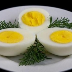 Варим яйца вкурутую правильно